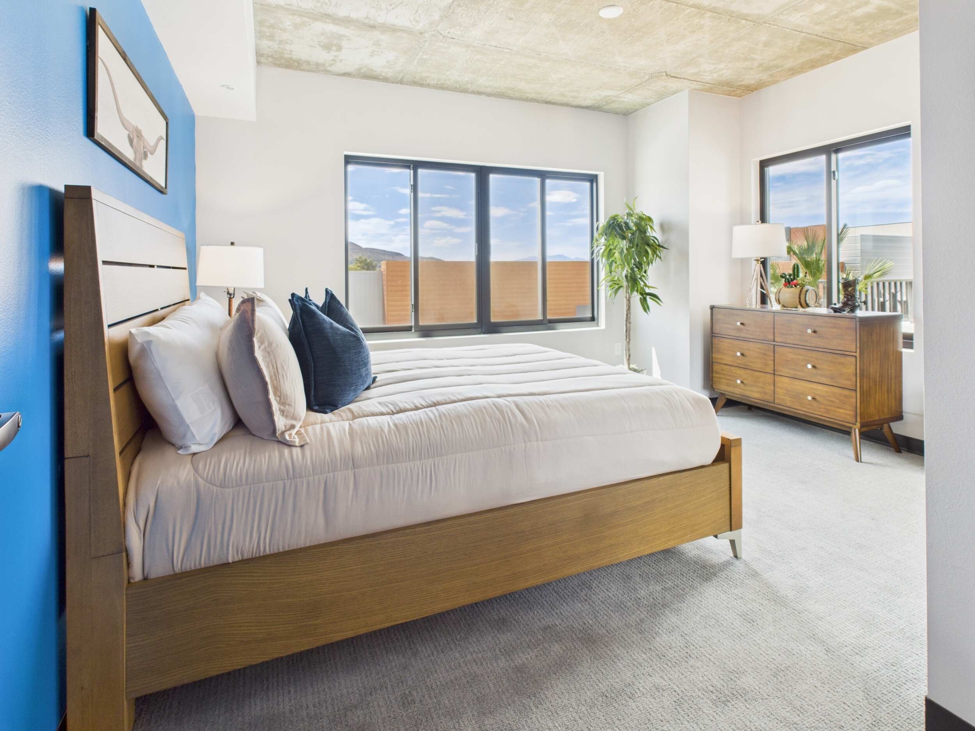 cam05396g0 pr0019 still010