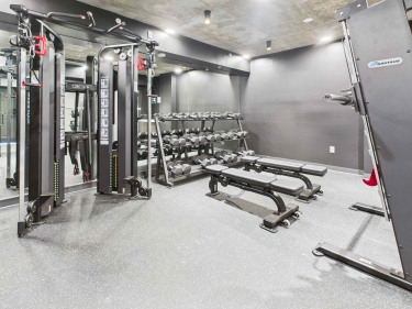 cam05396g0 pr0021 still005