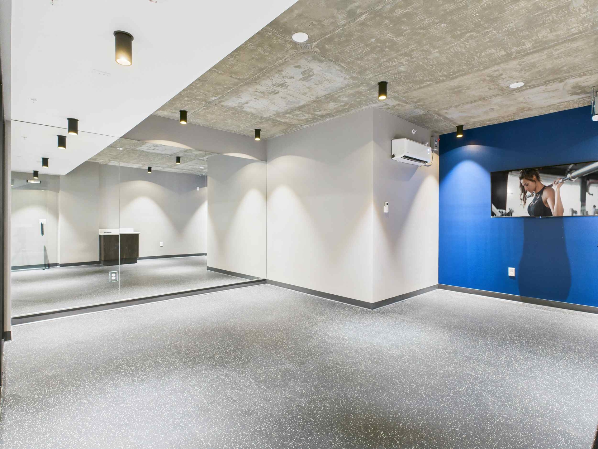 cam05396g0 pr0022 still003